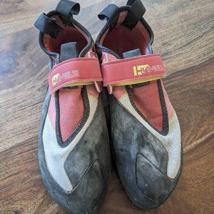 5.10 Five Ten Hiangle 41.5 Women's 10 / Low Volume Rock Climbing Shoe